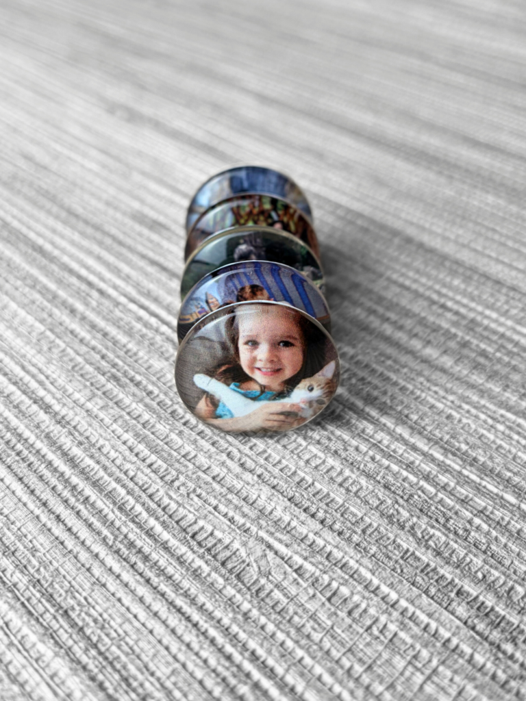 Set of 5 Glass Magnets – 1 Inch Round