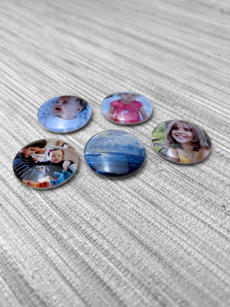 Set of 5 Glass Magnets – 1.18 Inch Round